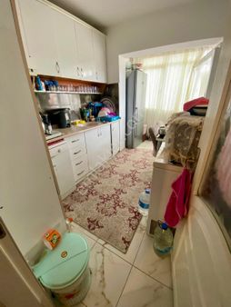 Plevnede Cadde Üzeri, Geniş Ve Kullanışlı Masrafsız Katta 3+1 !!