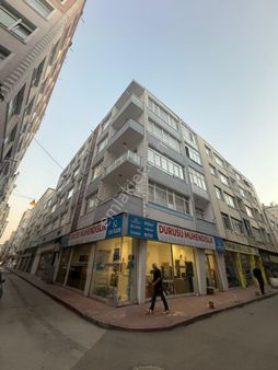 Şehrin Merkezinde Kiracılı Satılık Fırsat Dükkan