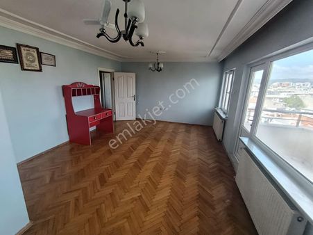 Fatih Sultan Mehmet Mah. Güzel Konumda 4 Balkonlu Satılık Daire