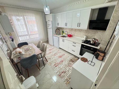 Lider'den Karapürçek Ortaokulu Yakını Asansörlü 3+1 Kot1 Asansörlü Daire