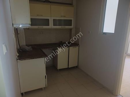 Nil Emlak Gyd Den Yenibağlar Da Espark Yakını 50 M2 1+1