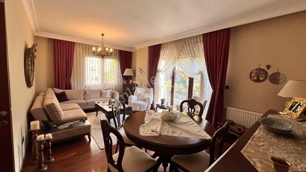 Kiralık Göztepe’de 2 + 1 75 Metre² Net Daire