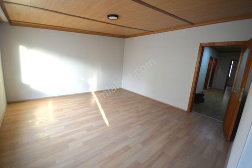 Eyüp Sultan Mah. De Ulaşıma Yakın Temiz 2+1 Kiralık Daire