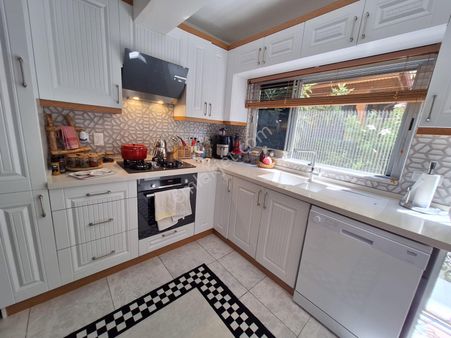 Denize 400 Metre Hesaplı Yeni Villa