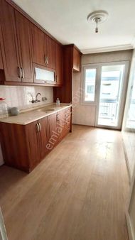 Bornova Pazaryeri Yakını 2+1 Kiralık