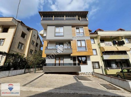 Yeşilova'da 2+1 Yüksek Giriş Satılık Daire