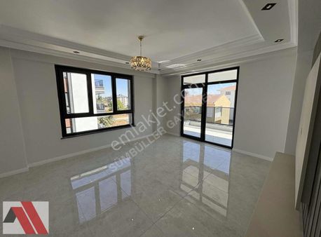 Sümbüller'den Etkin Koleji Yakını Site İçi Arakat Lüx 3+1 Daire