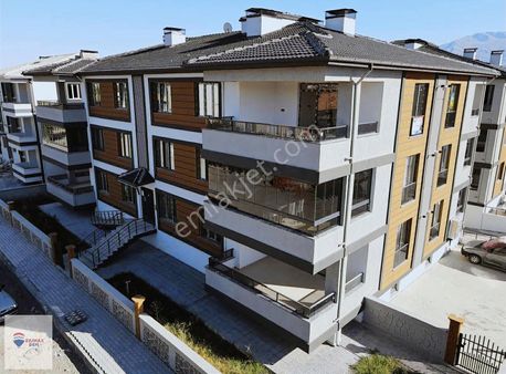 Remax Dem'den Halitpaşa Mah. Satılık 2+0 100 M2 Lüx Daire