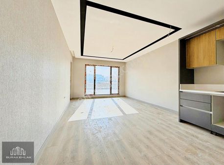 Burak'tan Fatih Mah. Cadde Üzeri Ön Cephe Y.ısıtma Sıfır 1+1'ler