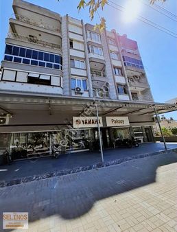 Soma Asfaltı Üzerinde 3+1 Geniş Satılık Daire