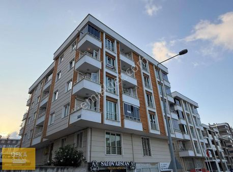 Deka Gayrimenkul'den Raylıya Cephe Deniz Manzaralı 1+1