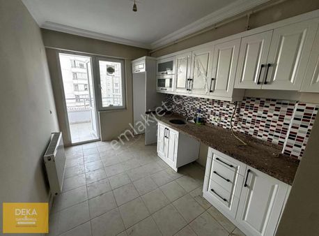 Deka Gayrimenkul'den Yenimahalle Tramvaya 300m Kiralık 3+1