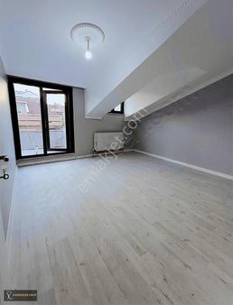 Kardeşler Grup'tan Kiralık 2+1çatı Katı Daire