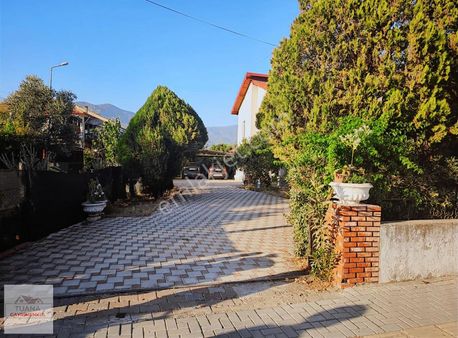 Tuana Gayrimenkul'den Gelişim'de 4+1 Geniş Bahçeli Daire