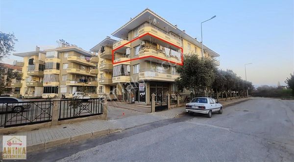 Antika Gayrimenkul'den Zafer Mahallesinde Satılık Fırsat Daire!!