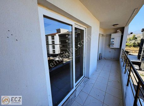 Ecz Gayrimenkul Den Kiralık 2+1 Daire İstasyon Mh Alaşehir