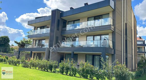 Çekmeköy Çamlıyaka Konakları Kiralık 3+1 Ara Kat Daire