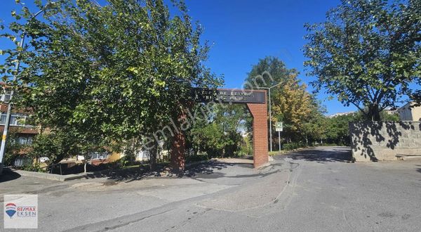 Maltepe Esenkent De Kiralık Boyalı 2+1 Daire