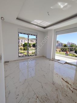 Varsak Menderes’te Geniş Balkonlu, Modern 1+1 – Yatırımcıya Kaçmaz Fırsat