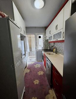 Bayraklı Merkezde Sevgi Yolu İzban Yakını 2+1 Satılık Daire