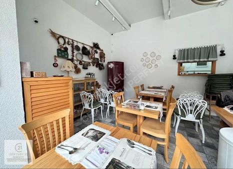 Cadde Üzerinde Sabit Müşterisi Olan Kaçırılmayacak Dükkan