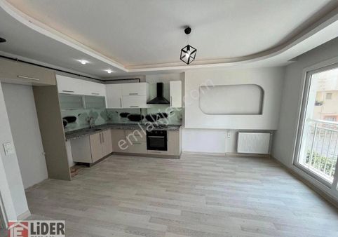 Lider’den Adana Çukurova 100. Yıl Mahallesinde Az Katlı Yatay Mimari Hasarsız Satılık 3+1 Daire