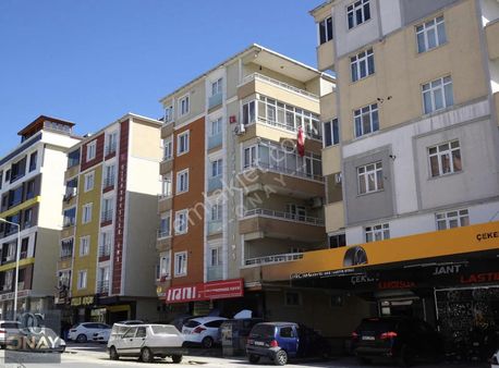 Onay 'dan Çerkezköy Fevzipaşa Güvenış Cd. Geniş Arakat 3+1 Daire