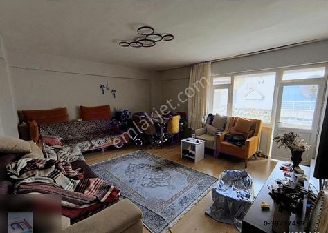 Küçükçekmece Yeşilovada Satılık 120.m2.daire.3+1-2.500.000