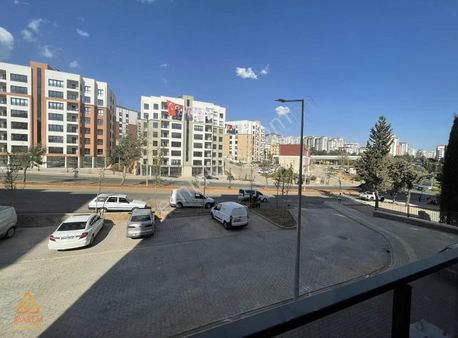 Binevler Tokide Yol Kenarı Kiralık 3+1 Daire