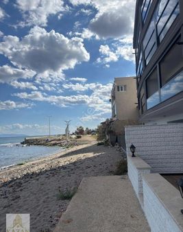 Kazan Emlaktan Satılık Denize Sıfır 2+1 Geniş Daire