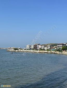 Karadağ Gayrimenkulden Denize Sıfır Kendi Kumsalı Olan Arsa