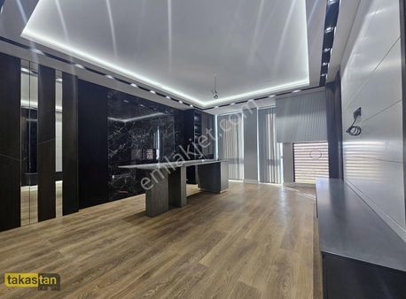 Okan Towersta Prestijli Modern Mimarili Kiralık Ofis Fırsatı!