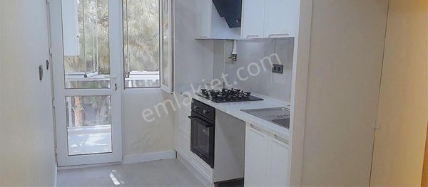 Bostanlı Metro Yakını Asansörlü