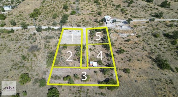 Liva'dan Reşadiye'de 571 M² Taksimli Harika Bağ