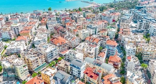 Alanya Merkezinde Hacet Meydanına Yakın 50m2 Dükkan