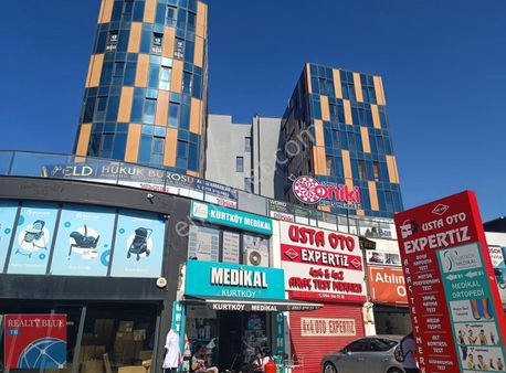 Kurtköy Merkez Metro Durağı Yanı Satılık İşyeri