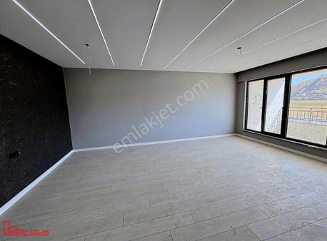 Hedef Emlaktan Kardeşlerde Anahtar Teslim Lüx 4+1 Daire