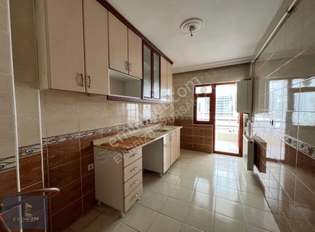 Evinbizde Gayrimenkul █güney Cepheli 3+1 Merkez'de Yüksek Giriş!