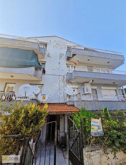 Urla Hacıisa Mahal.de Merkezi Konumda 4+1 Çatı Katı Kiralıktır