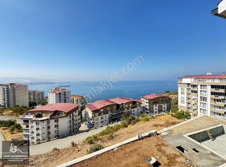 Uğur Gayrimenkul'den Manastır'da Manzaralı Tripleks Villa