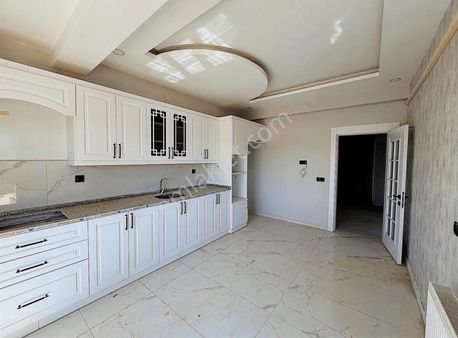 Öz Ay Emlaktan Satılık Sıfır Daire