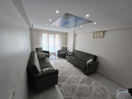 Pusula İnş.tan Esentepe Mah Cadeye Cok Yakın 100m2 2kat Daire