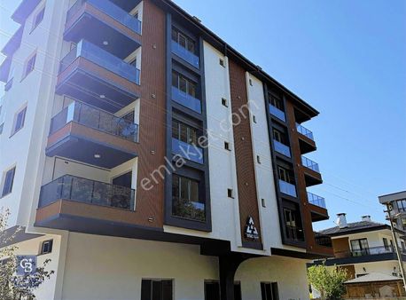 Cb/park Alihan'dan Çakırlar Korosuna Cephe Lüks 1+1 Daireler