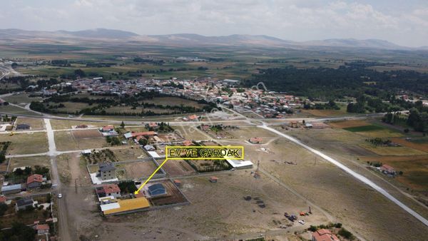 🍇 Bahçeli Yaşam – Hatunsaray’da 3+1 Hazır Çiftlik Evi