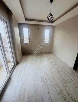 Sarıçam Mehmet Akif Ersoy 3+1 Bulvar Manzaralı Acil Satılık