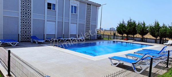 Karayaz'dan Sarımsaklı'da Havuzlu Sitede Muhteşem 2+1