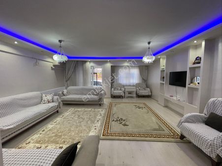 Sinan Emlak'tan Şehitler Mahallesinde Adliye Yakını Satılık Daire