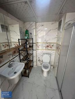 Gezici Emlak'tan Kiralık 2+1 Eşyasız Stüdyo Daire