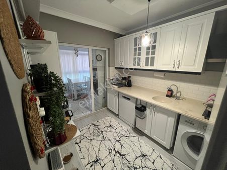 Cansu Gayrimenkulden 29 Ekim Mahallesinde Full Yapılı 2+1 Daire