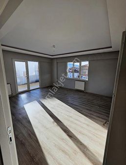 Çünürde Satılık 3+1 İkizler Emlak